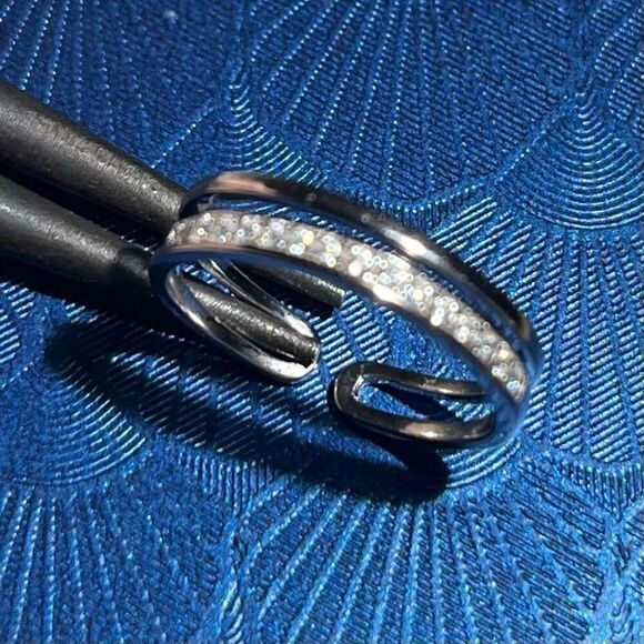 AYP Sterling 925 Silver & Zircon Adjustable. Ring - Picture 4 of 12